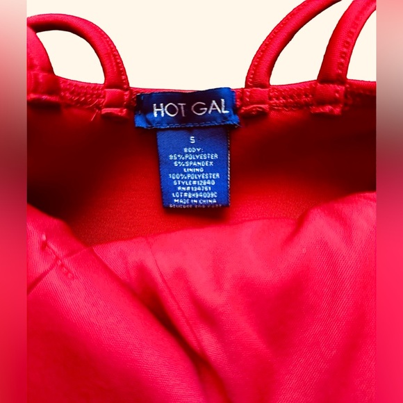 DEEP PLUNGE NECK RED DRESS - Picture 4 of 4